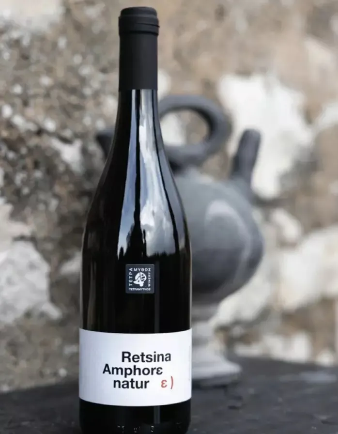 Retsina Amphoré naturε — Domaine Tetramythos, Péloponnèse